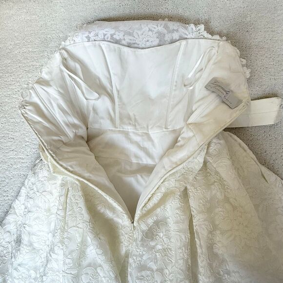 Legends by Romona Keveza 100% Silk Lace Overlay Strapless Wedding Gown Short Kne - Picture 10 of 16